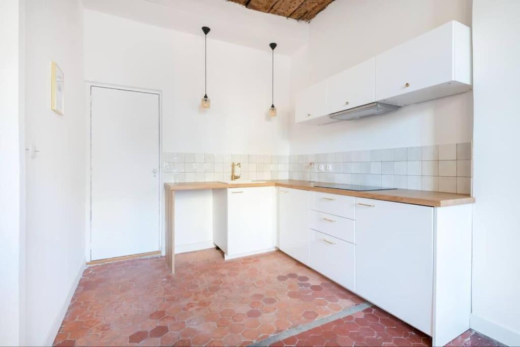 Super T2 Cosy Cours Julien 32Dam Marselha Exterior foto