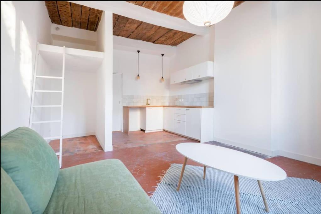 Super T2 Cosy Cours Julien 32Dam Marselha Exterior foto